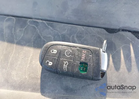 2015 Dodge Challenger R/T Plus из США, поврежденный, VIN 2C3CDZBT5FH750645